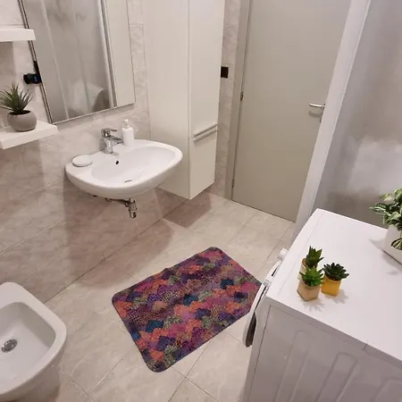 Near San Zeno 10 Min To Center Apartment *